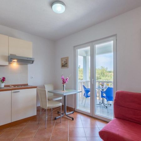 Apartments Simic Milna  Exterior photo
